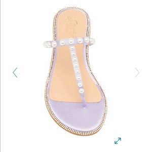 (Badgley Mischka)  pearl jeweled sandal
